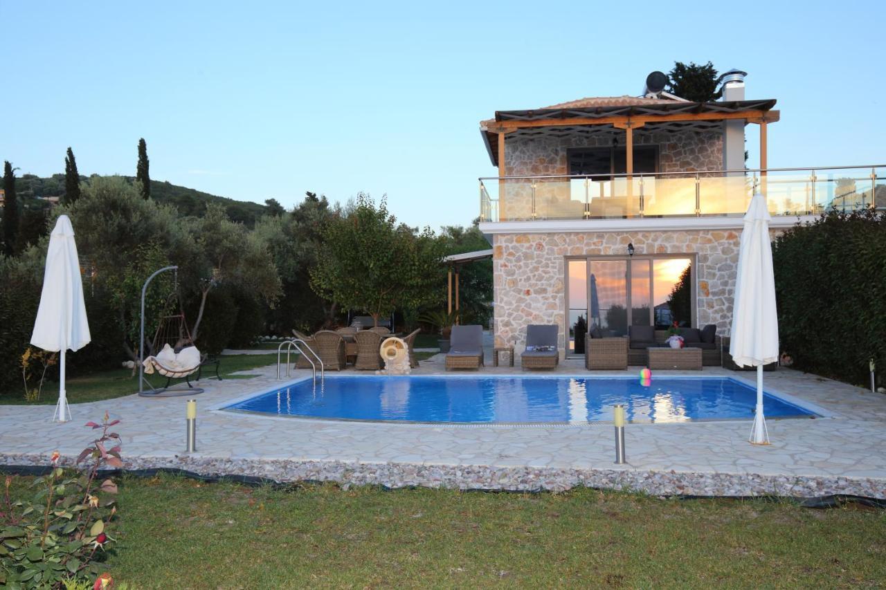 Villas Goudis Tsoukaladhes Ngoại thất bức ảnh