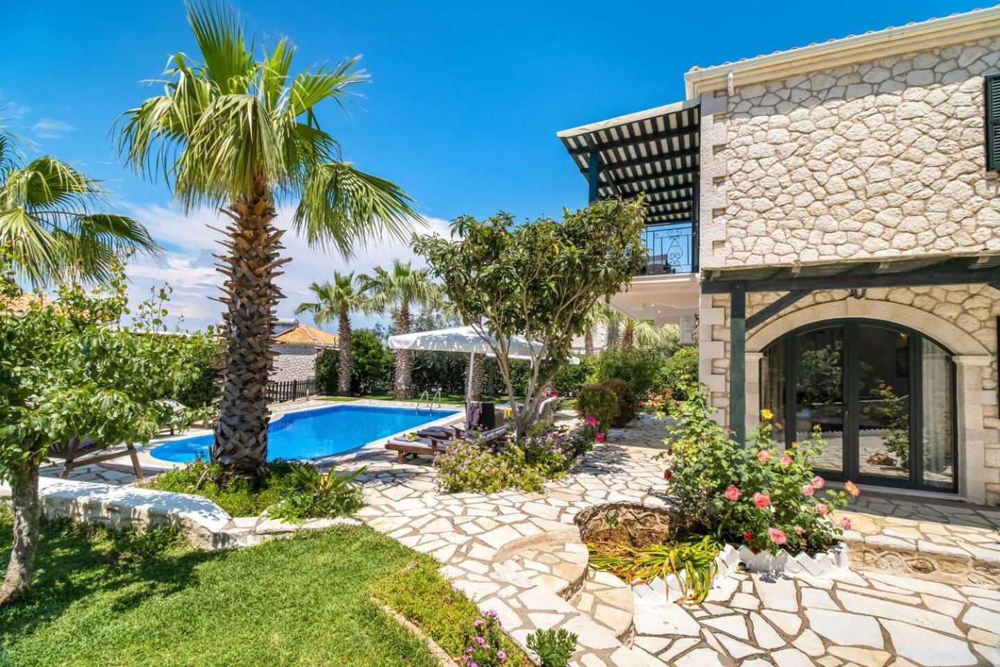 Villas Goudis Tsoukaladhes Ngoại thất bức ảnh
