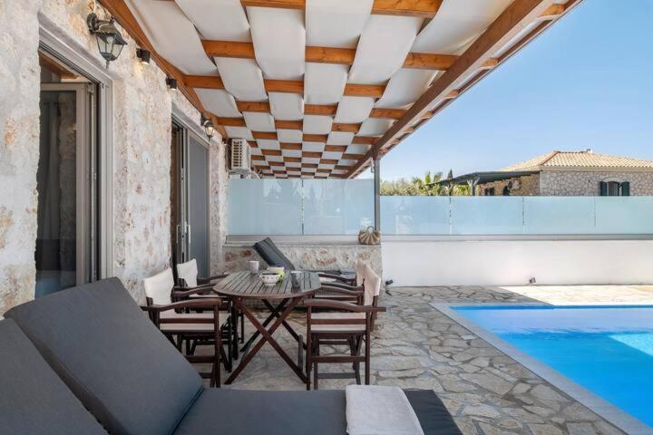 Villas Goudis Tsoukaladhes Ngoại thất bức ảnh