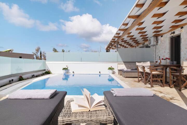 Villas Goudis Tsoukaladhes Ngoại thất bức ảnh