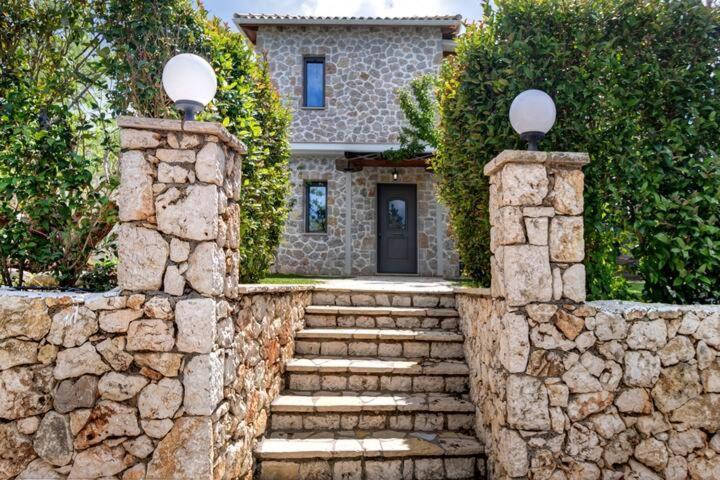 Villas Goudis Tsoukaladhes Ngoại thất bức ảnh