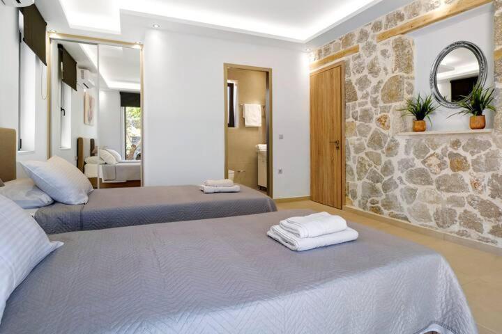 Villas Goudis Tsoukaladhes Ngoại thất bức ảnh